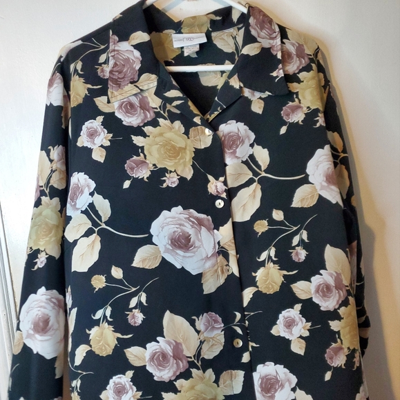 Floral Blouse - Picture 4 of 5